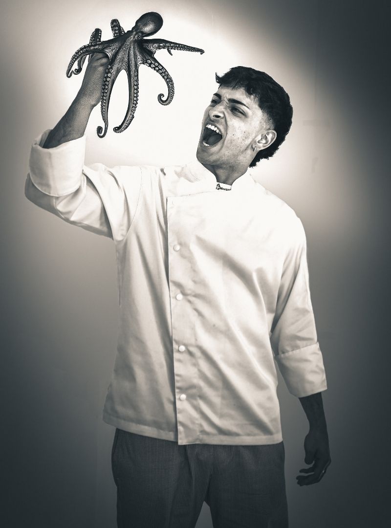 receta risotto tradicional,como hacer risotto cremoso,risotto paso a paso,risotto de langostinos,risotto de pollo cremoso,receta de risotto facil,tecnica para hacer risotto,chef argentino recetas,risotto italiano original,arroz para risotto cual usar,chef especializado en risottos,recetas de chef joven argentino,cocina italiana moderna,chef en quilmes,chef profesional en quilmes,chef de cocina italiana,recetas de risotto,risotto tradicional italiano,cocina de autor en quilmes,catering en quilmes,chef para eventos en quilmes,catering zona sur buenos aires,chef privado en quilmes,clases de cocina en quilmes,chef joven argentino,cocina artesanal argentina,gastronomia en quilmes,eventos gastronomicos en quilmes,experiencia gastronomica en zona sur,recetas de risotto cremoso y contenido culinario.,influencer,cocina de autor,risotto,quilmes,cocina,identidad,Iván,chaski,cocinero,microinfluencer,cocinero de redes,cocinero redes sociales,colaboraciones de cocina